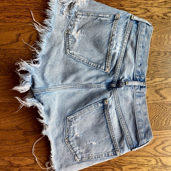 Agolde Parker Vintage Cut Off Short size 26 - Picture 7 of 9